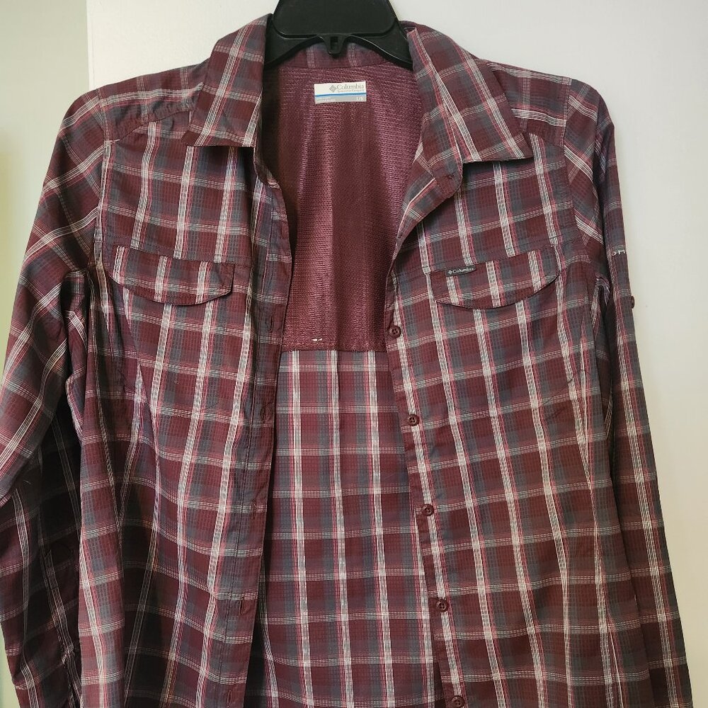 Columbia Long Sleeve lightweight shirt